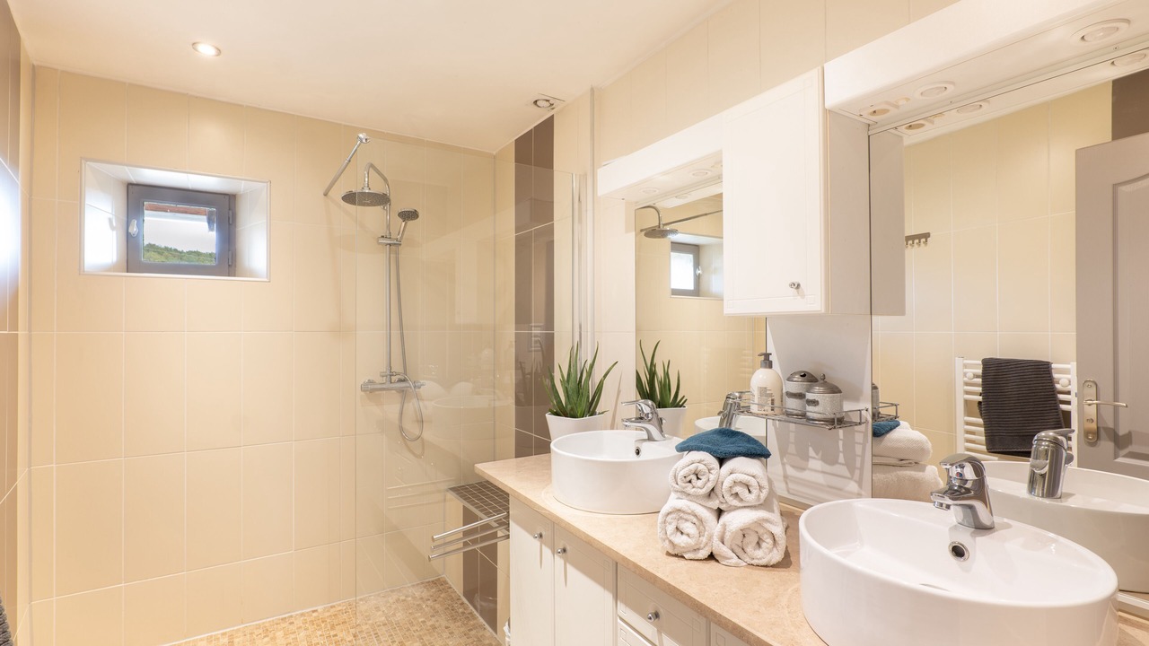 Photo of Bathroom in Massy
