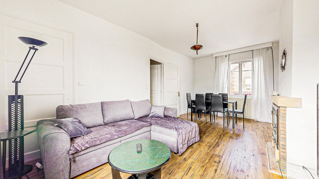Photo of Bedroom in Issy-l'Eveque