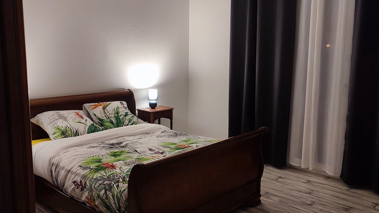 Photo of Bedroom in Montceau-les-Mines