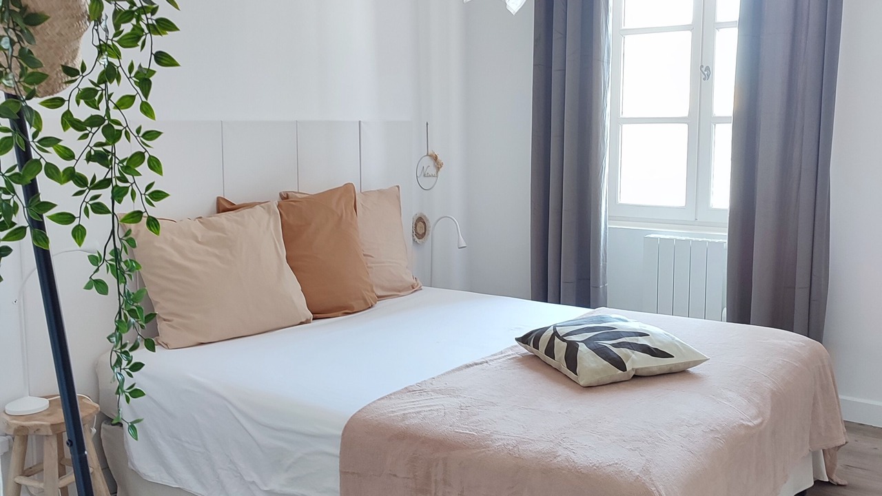 Photo of Bedroom in Saint-Paul-Trois-Chateaux