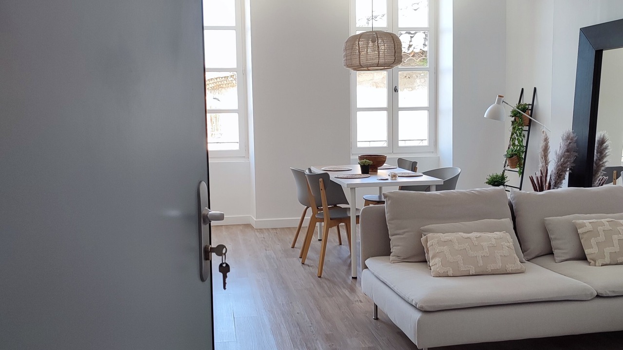 Photo of Livingroom in Saint-Paul-Trois-Chateaux