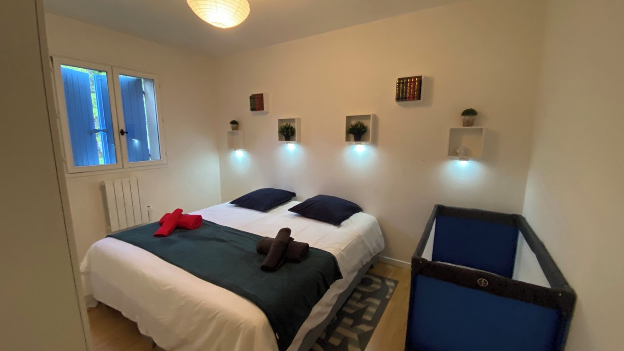 Photo of Bedroom in Valreas