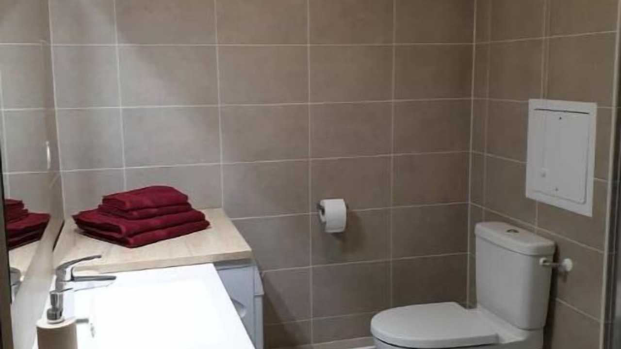 Photo of Bathroom in Chatenay-Malabry