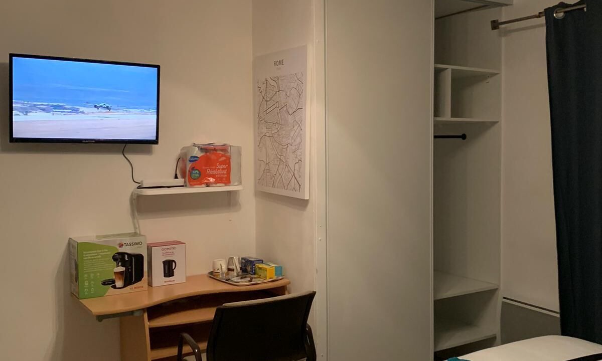 Photo of Bedroom in Antony