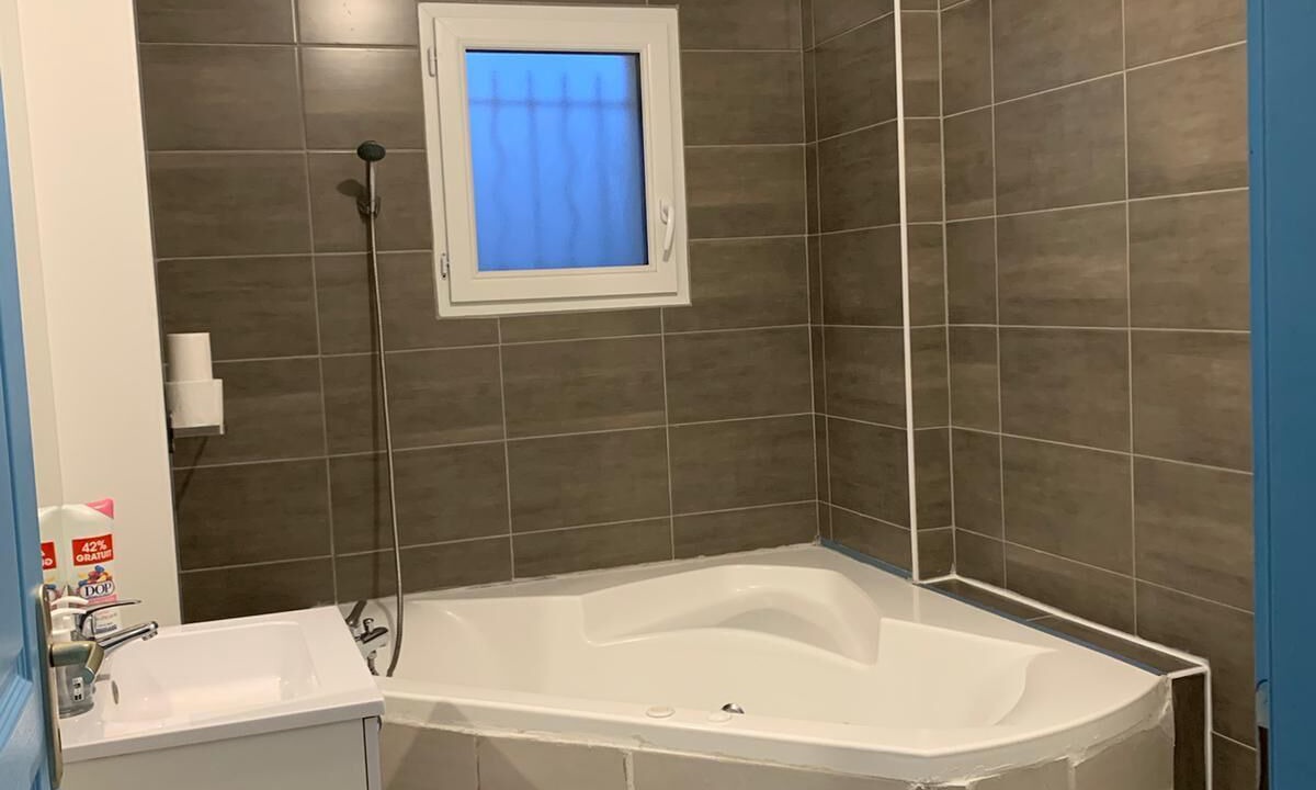Photo of Bathroom in Antony
