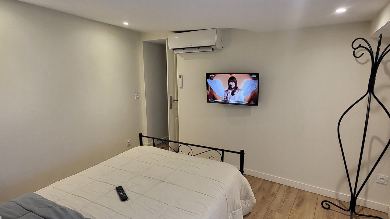 Photo of Bedroom in Pierrelatte