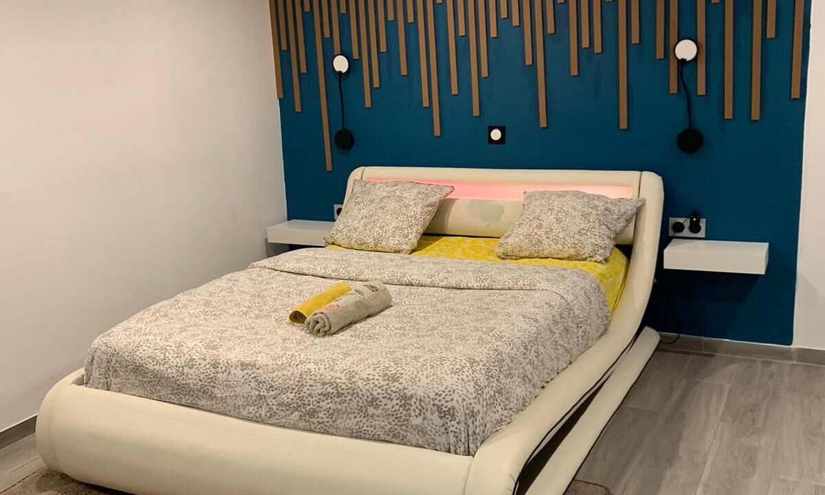 Photo of Bedroom in Antony