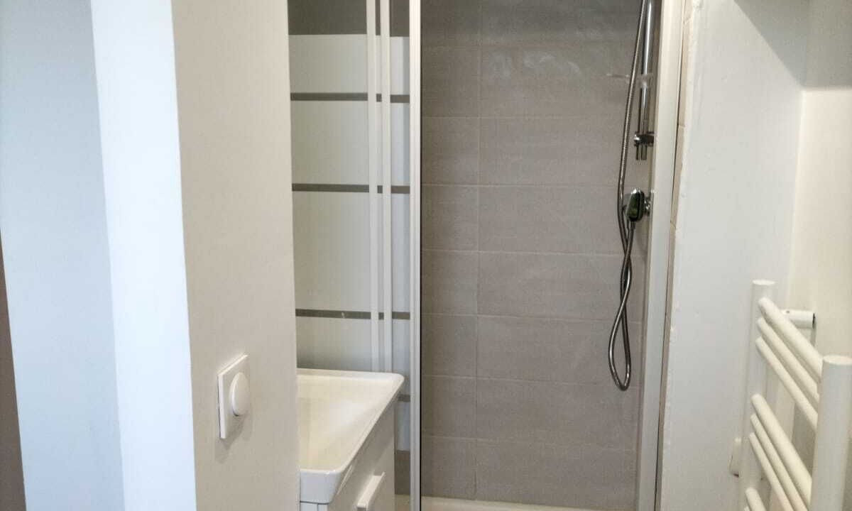 Photo of Bathroom in Antony