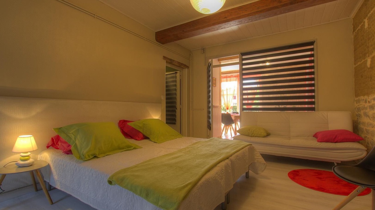 Photo of Bedroom in Saint-Julien-sur-Reyssouze