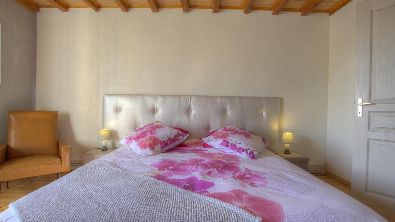 Photo of Bedroom in Saint-Julien-sur-Reyssouze
