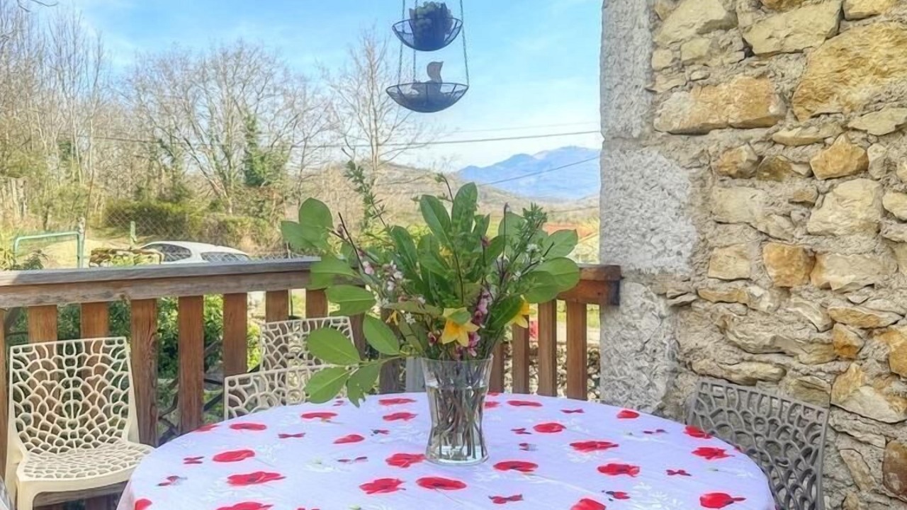 Photo of Outdoor in Andert-et-Condon