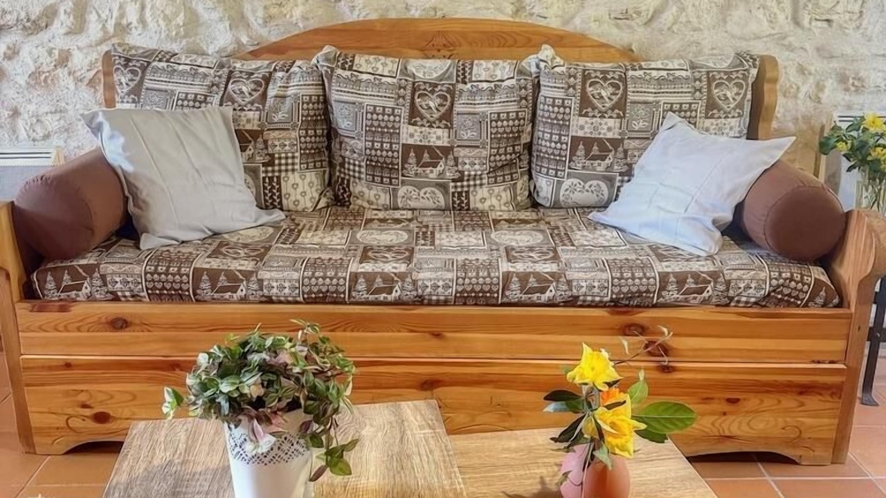 Photo of Livingroom in Andert-et-Condon