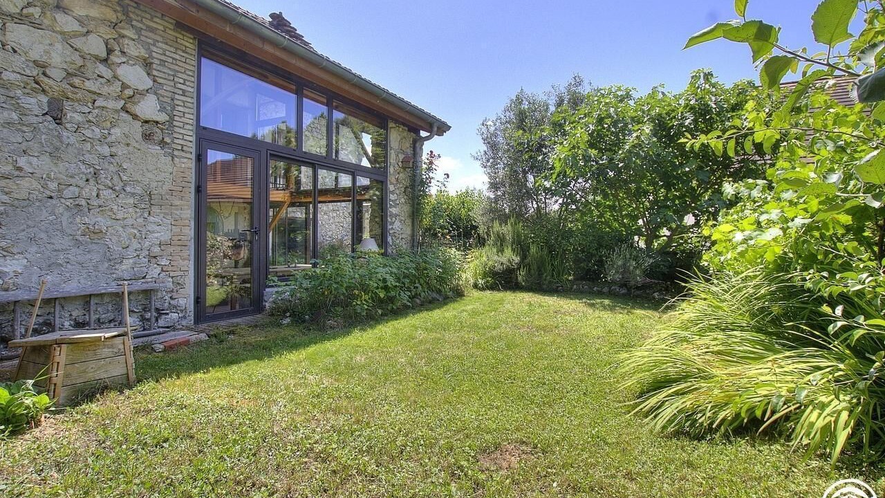 Photo of Outdoor in Saint-Benoit