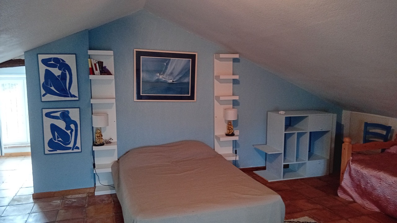 Photo of Bedroom in Reauville
