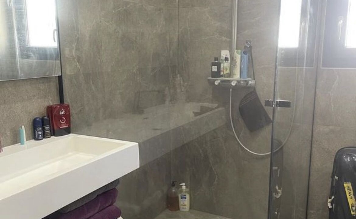 Photo of Bathroom in Puygiron