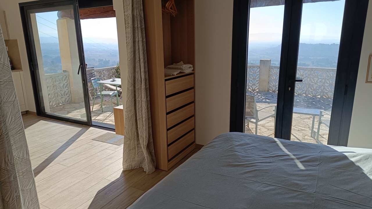 Photo of Bedroom in Saint-Hippolyte-le-Graveyron