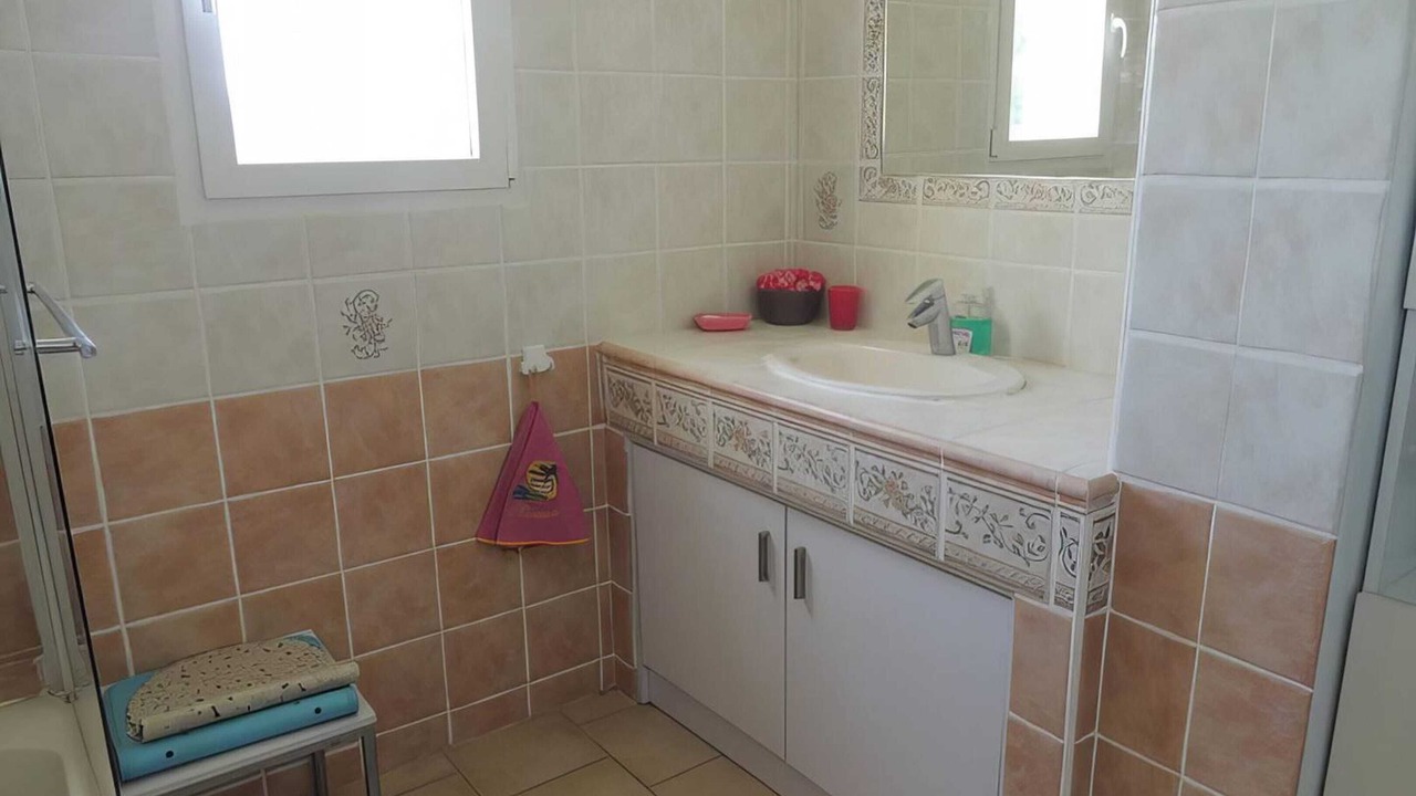 Photo of Bathroom in Saint-Maurice-sur-Eygues