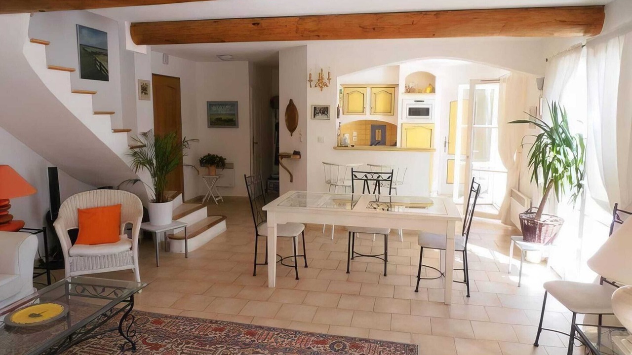 Photo of Livingroom in Saint-Maurice-sur-Eygues