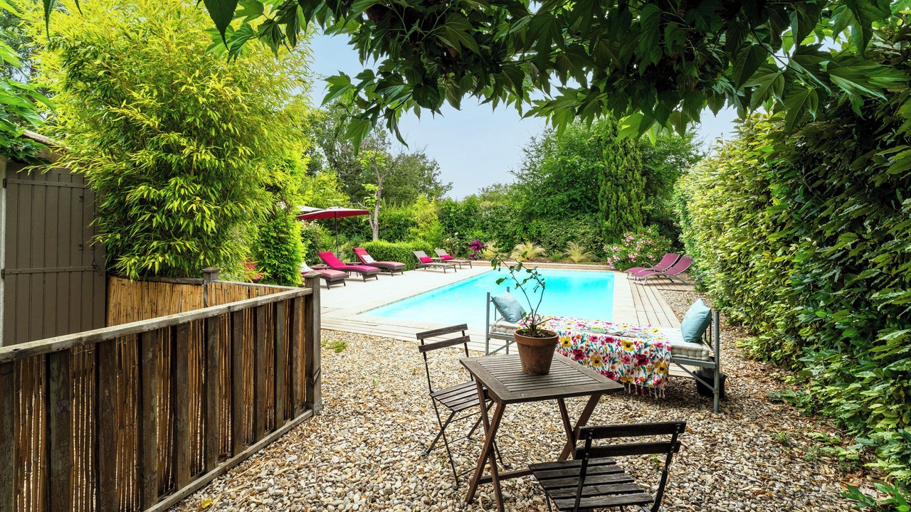Photo of Outdoor in Malemort-du-Comtat