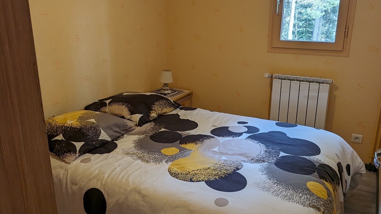 Photo of Bedroom in Sugeres