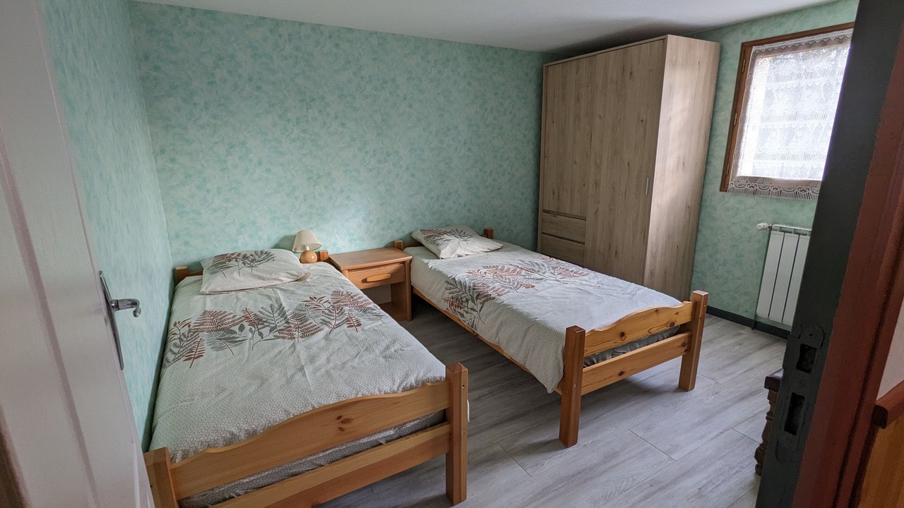Photo of Bedroom in Sugeres