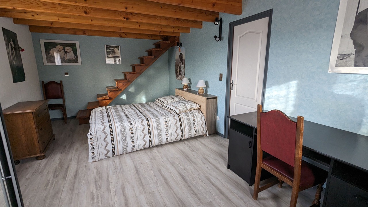 Photo of Bedroom in Sugeres
