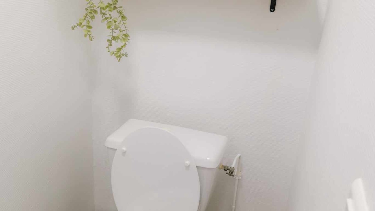 Photo of Bathroom in Saint-Germain-Lespinasse