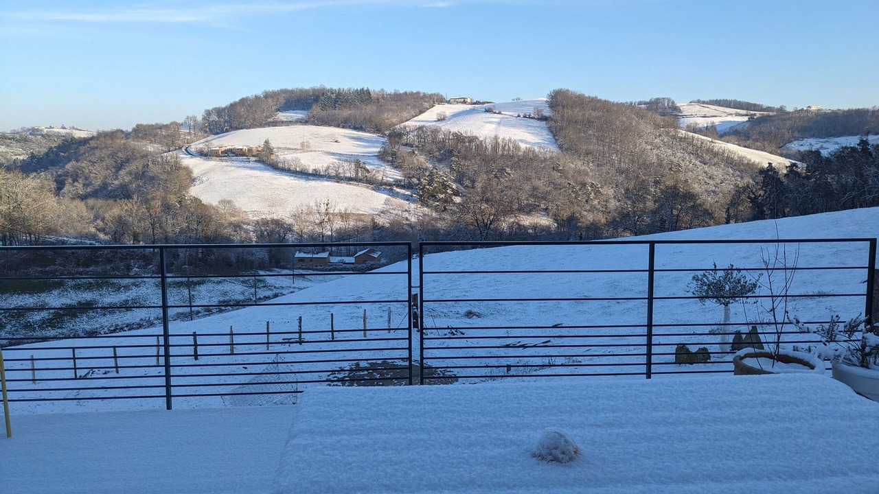 Photo of Outdoor in Saint-Cyr-les-Vignes
