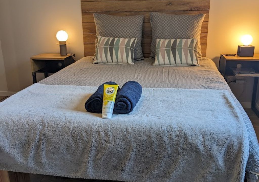 Photo of Bedroom in Saint-Cyr-les-Vignes