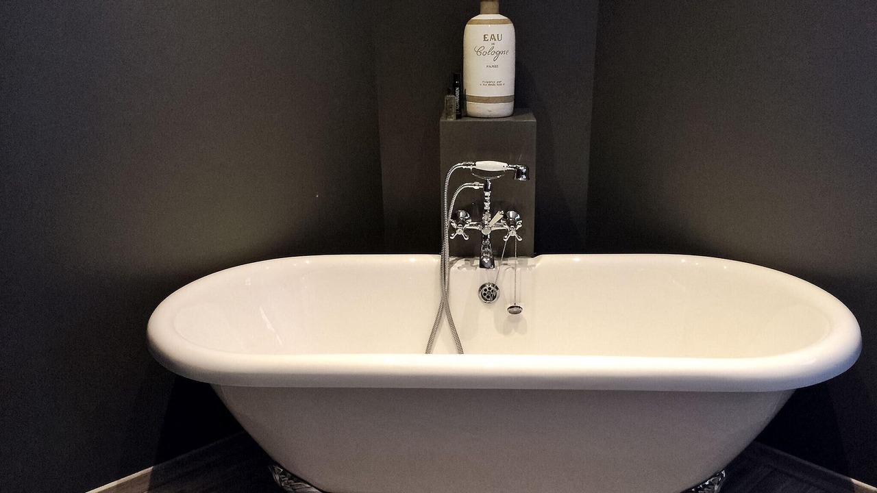 Photo of Bathroom in Sainte-Cecile-les-Vignes