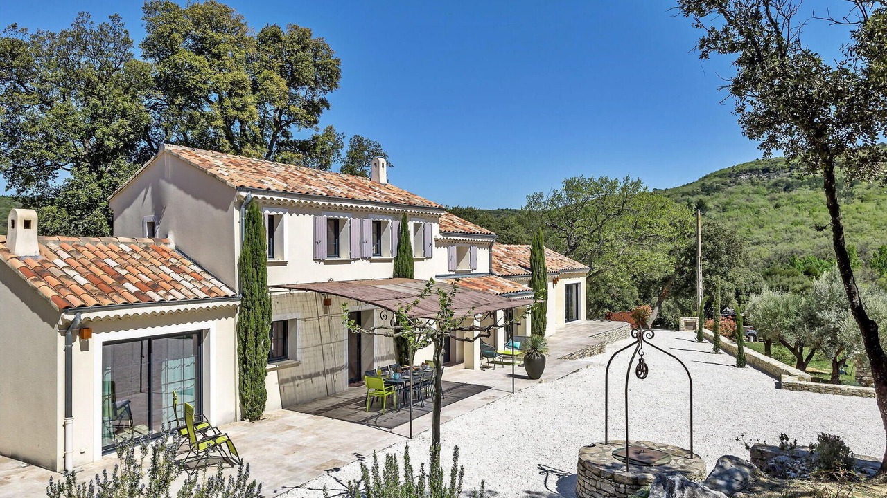 Photo of Others in Roussas