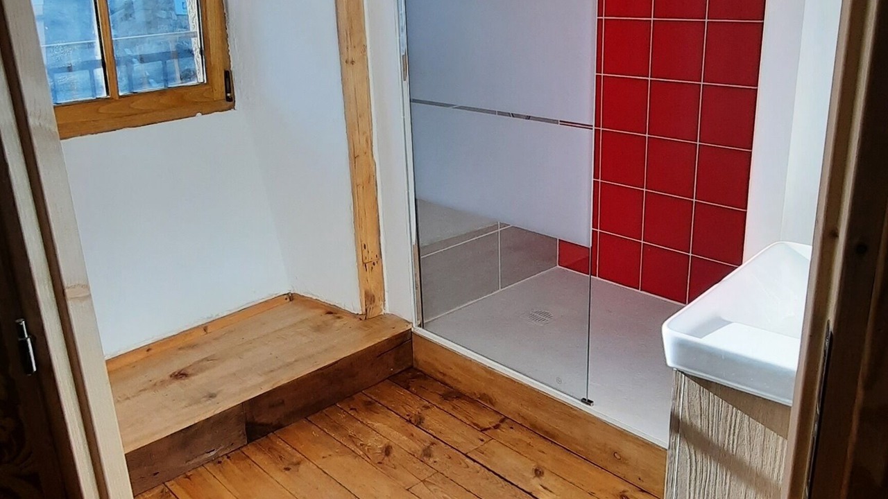 Photo of Bathroom in Saint-Martin-de-Valamas