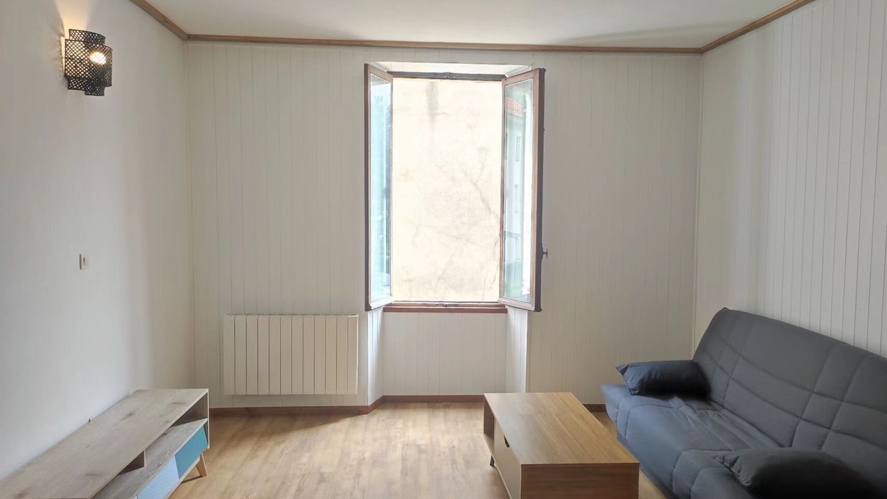 Photo of Livingroom in Albertville