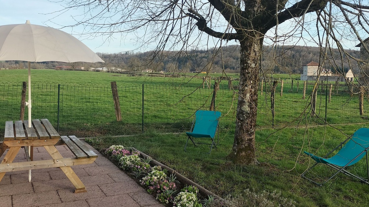 Photo of Outdoor in Montmotier