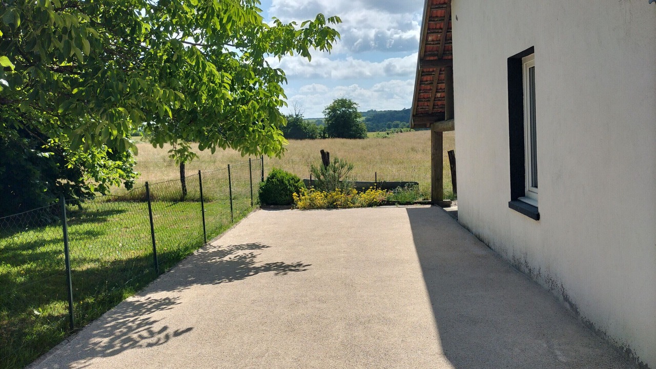 Photo of Outdoor in Montmotier