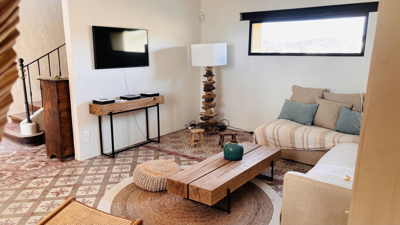 Photo of Livingroom in Saint-Pierre-de-Vassols