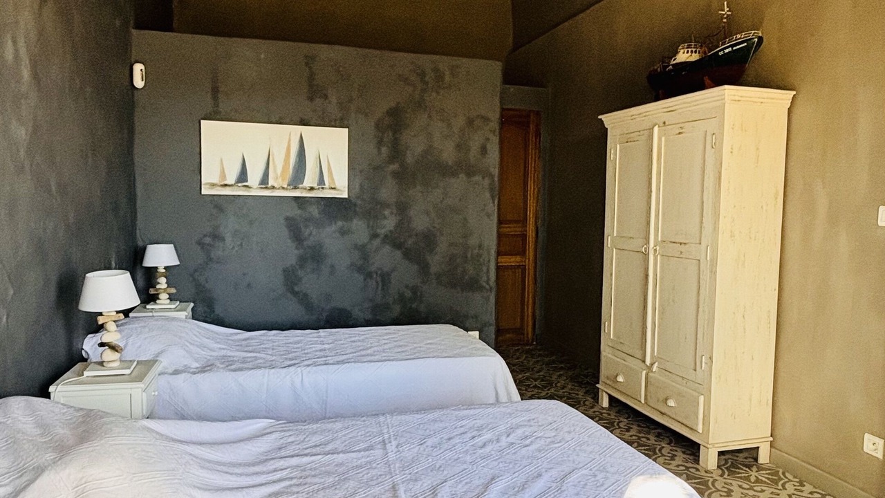 Photo of Bedroom in Saint-Pierre-de-Vassols