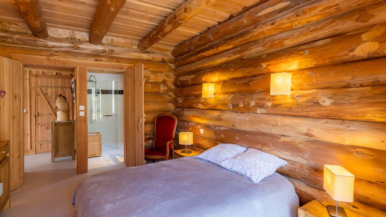 Photo of Bedroom in Saint-Martin-du-Puy