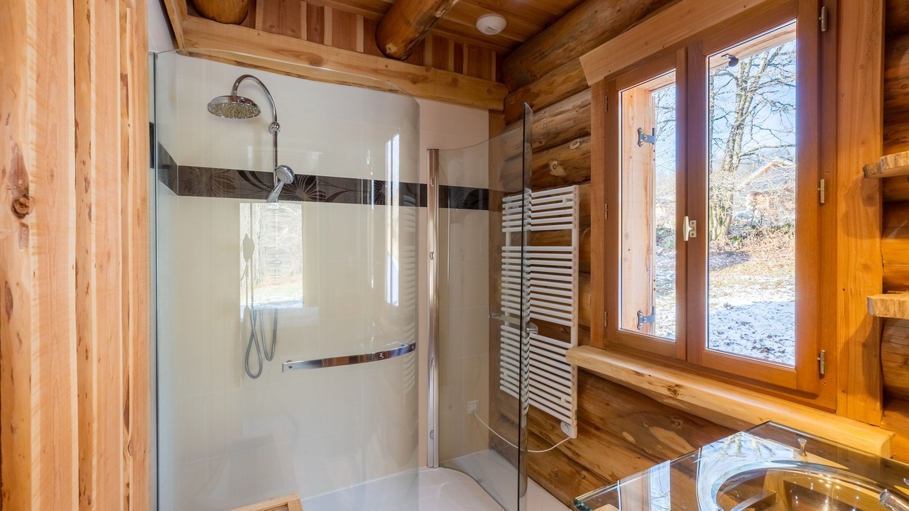 Photo of Bathroom in Saint-Martin-du-Puy