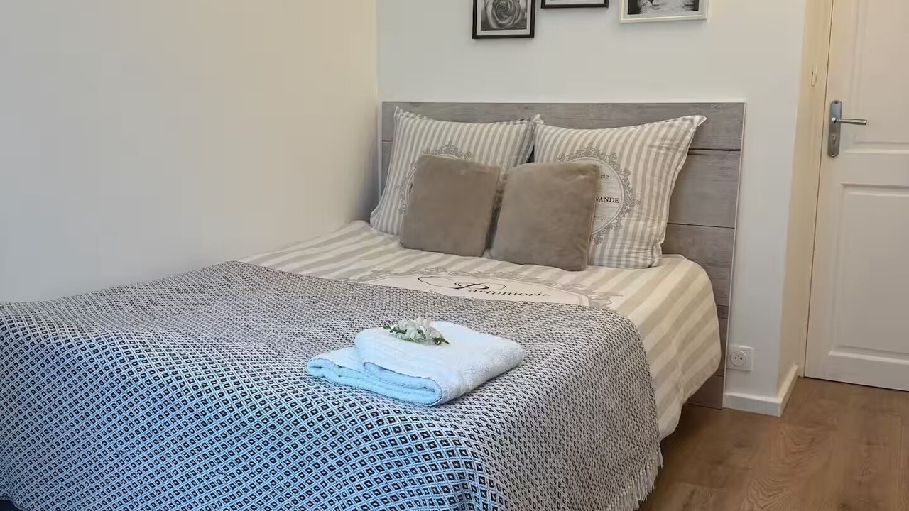 Photo of Bedroom in Ablon-sur-Seine