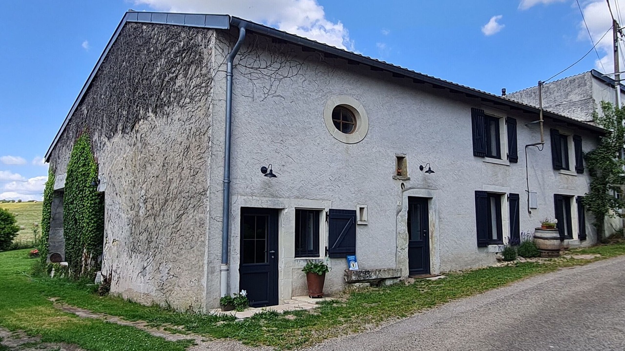 Photo of Outdoor in Ormes-et-Ville