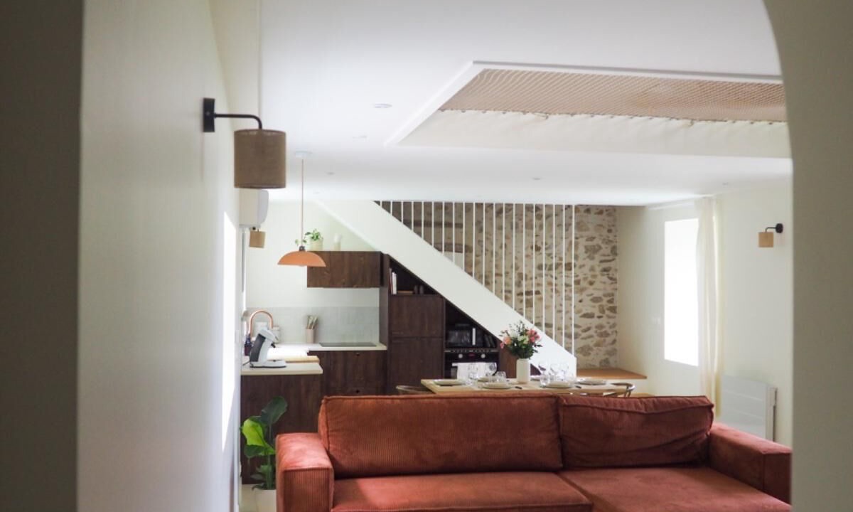 Photo of Livingroom in Saint-Bonnet-des-Bruyeres