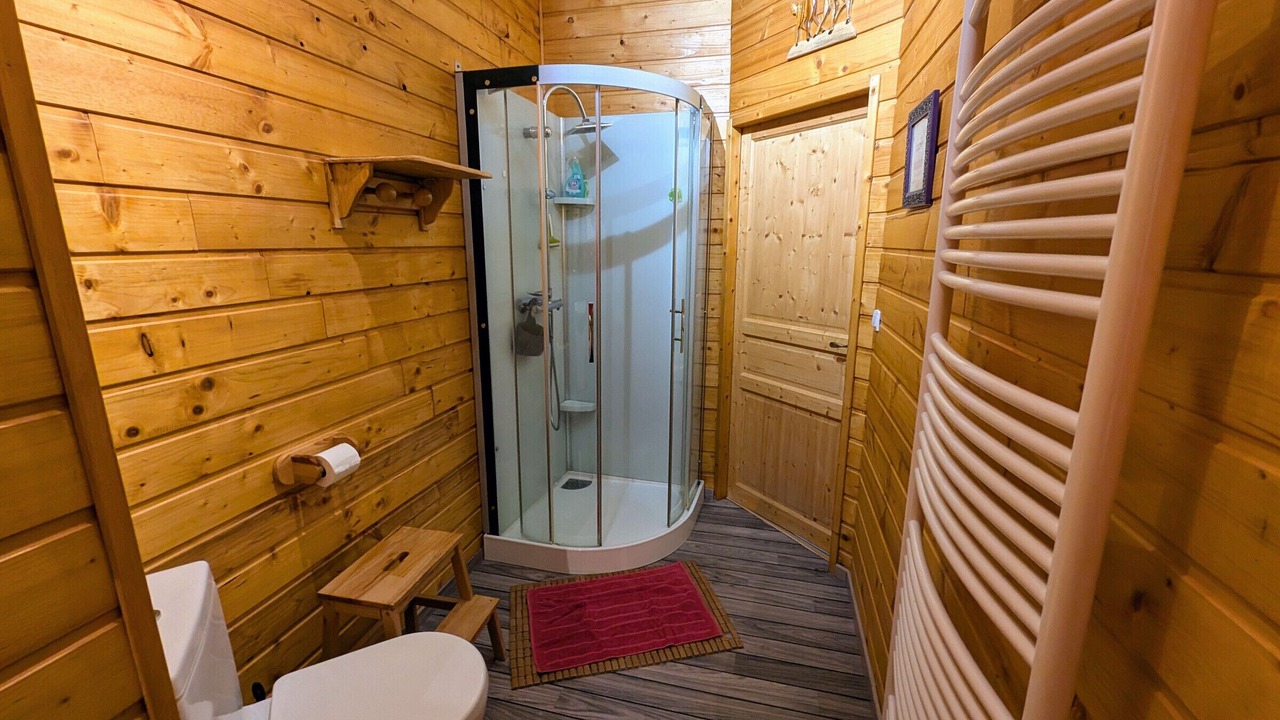 Photo of Bathroom in Montigny-les-Cherlieu