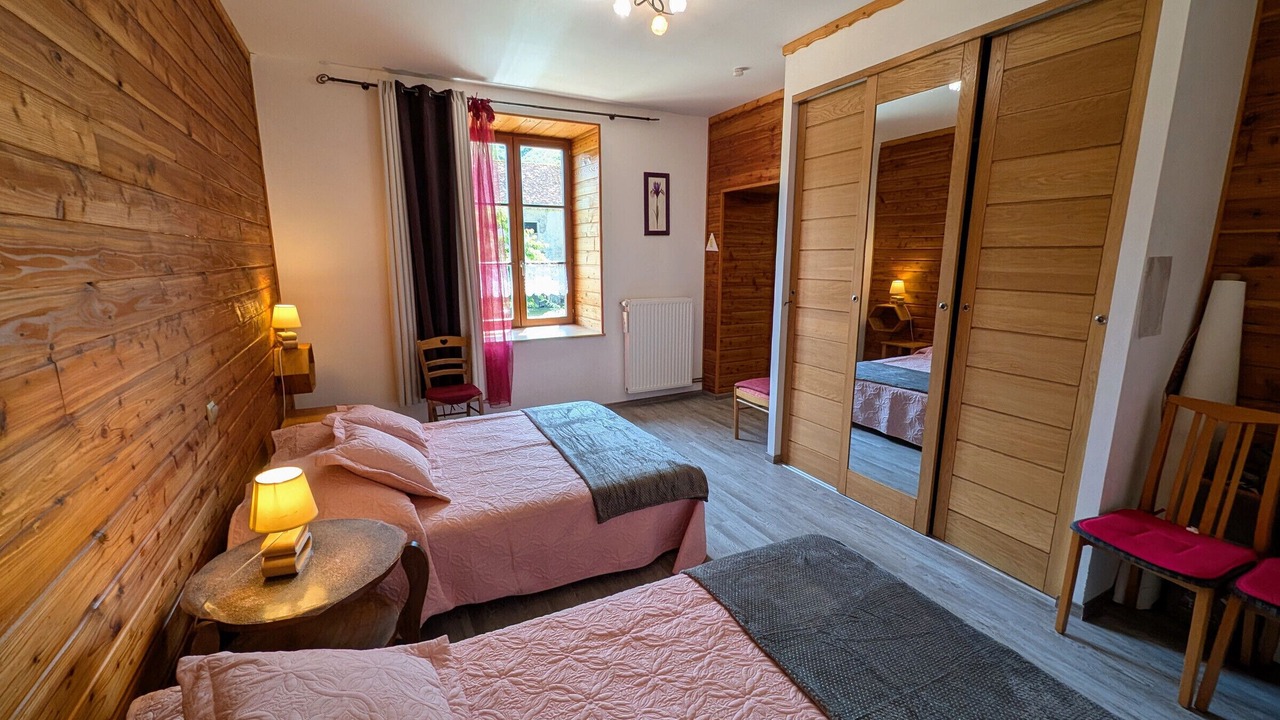 Photo of Bedroom in Montigny-les-Cherlieu
