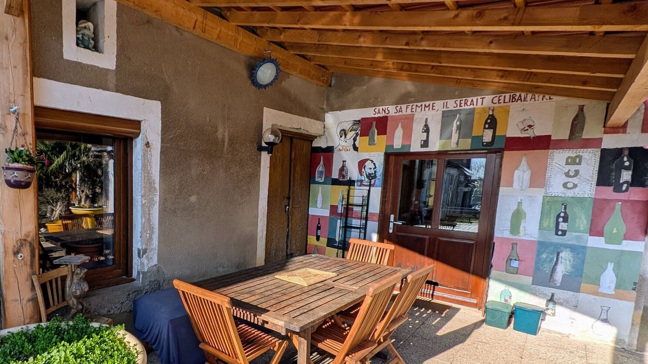 Photo of Outdoor in Coulevon