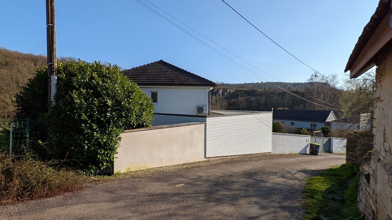 Photo of Outdoor in Coulevon