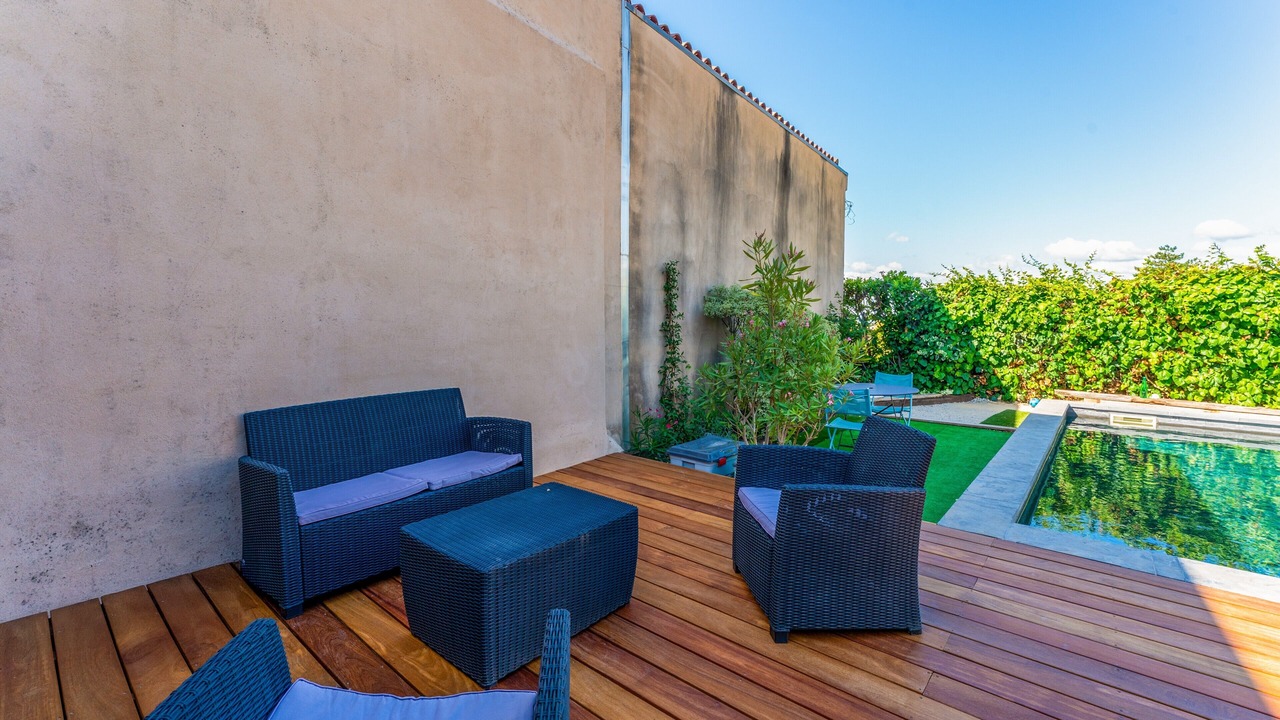 Photo of Patio Balcony in Rasteau