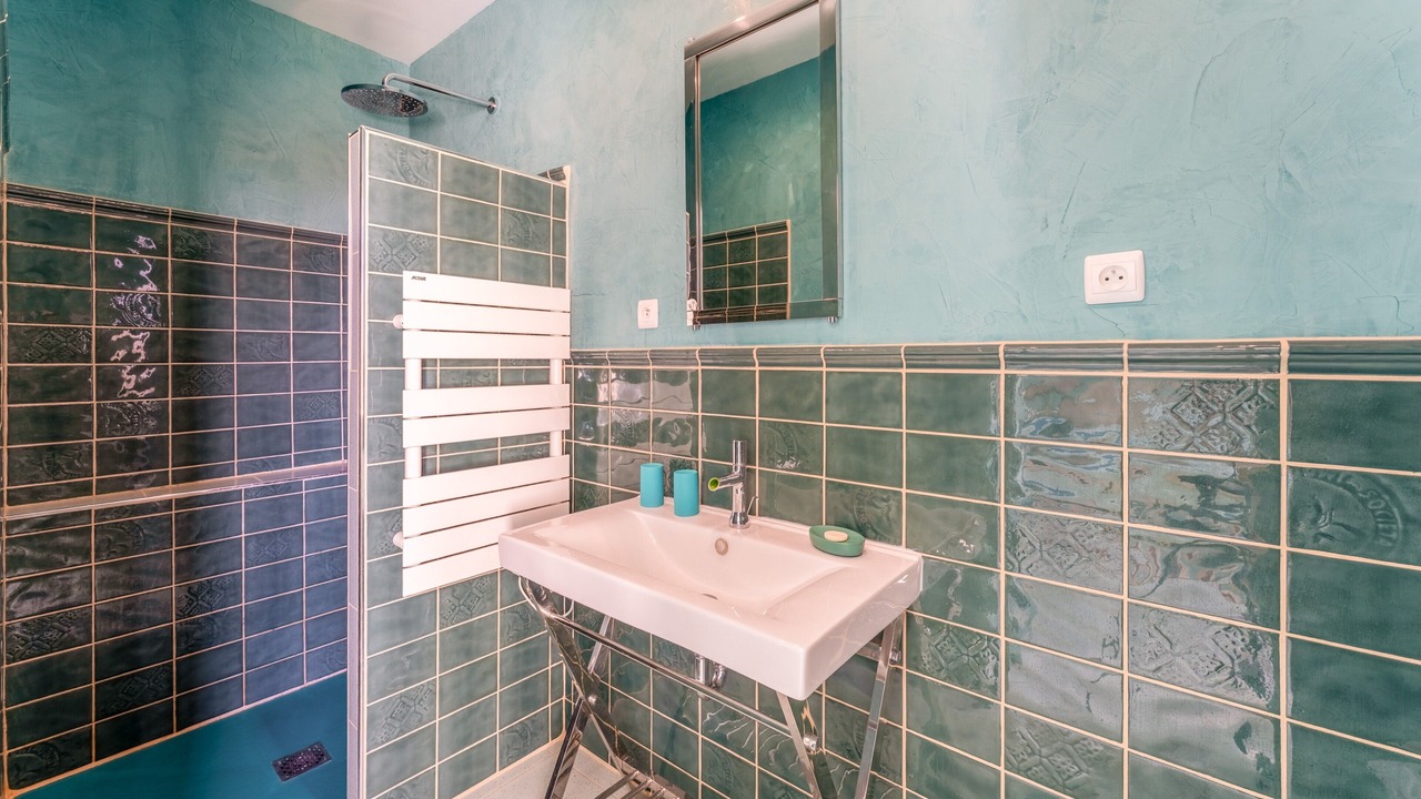 Photo of Bathroom in Rasteau