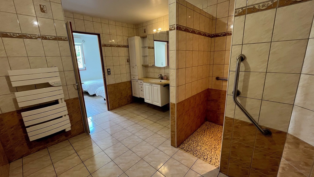 Photo of Bathroom in Briaucourt