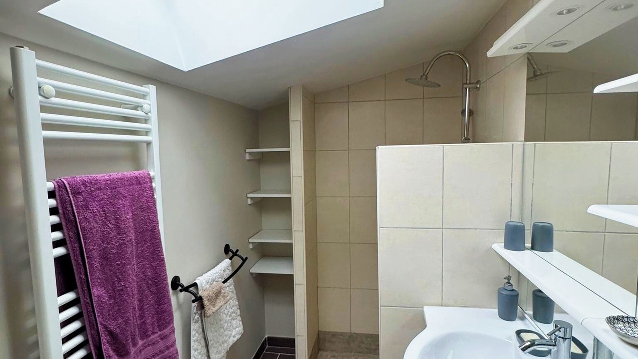 Photo of Bathroom in Saint-Prix
